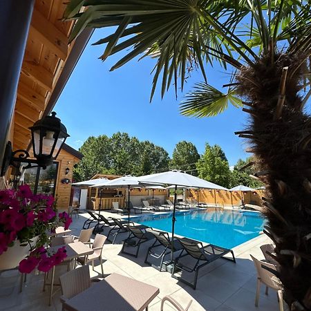 Hotel Bujtina Siar Pogradec Exteriér fotografie