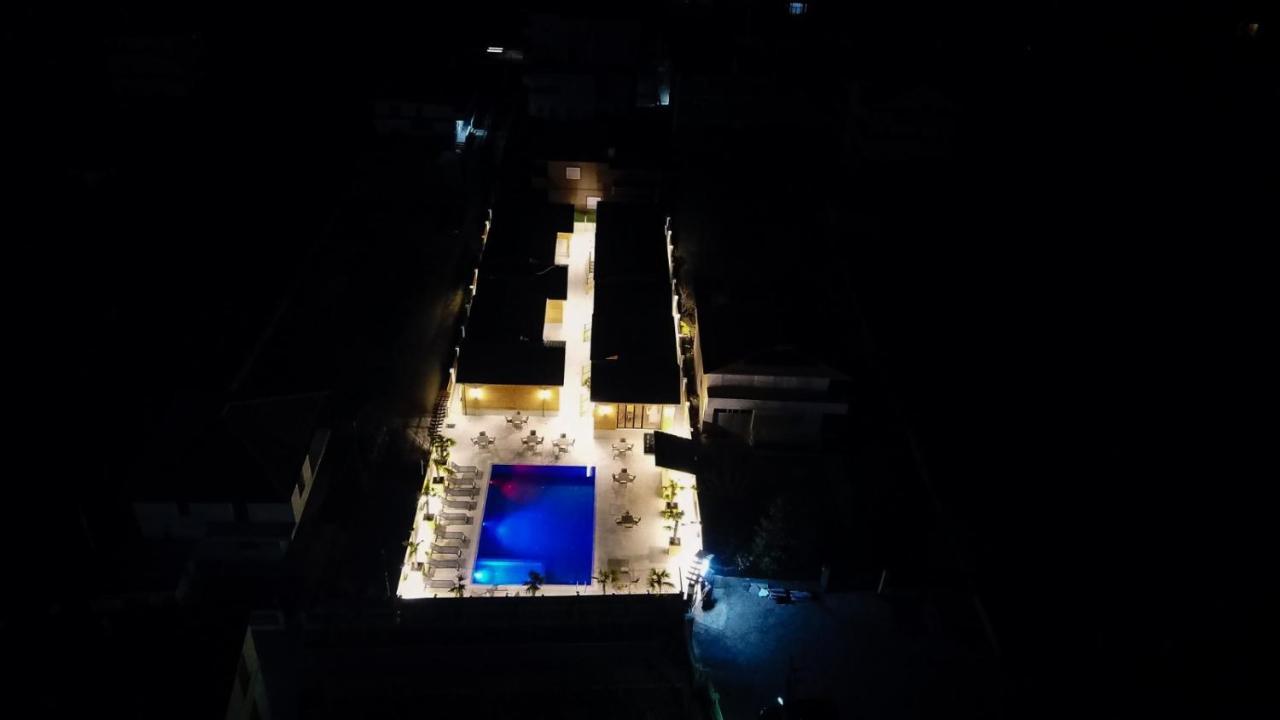Hotel Bujtina Siar Pogradec Exteriér fotografie