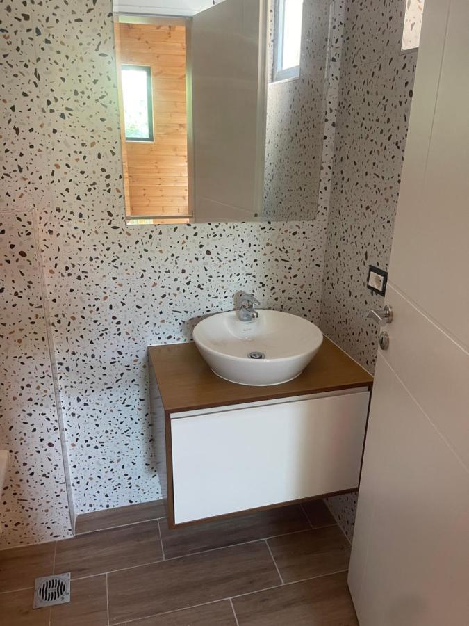 Hotel Bujtina Siar Pogradec Exteriér fotografie