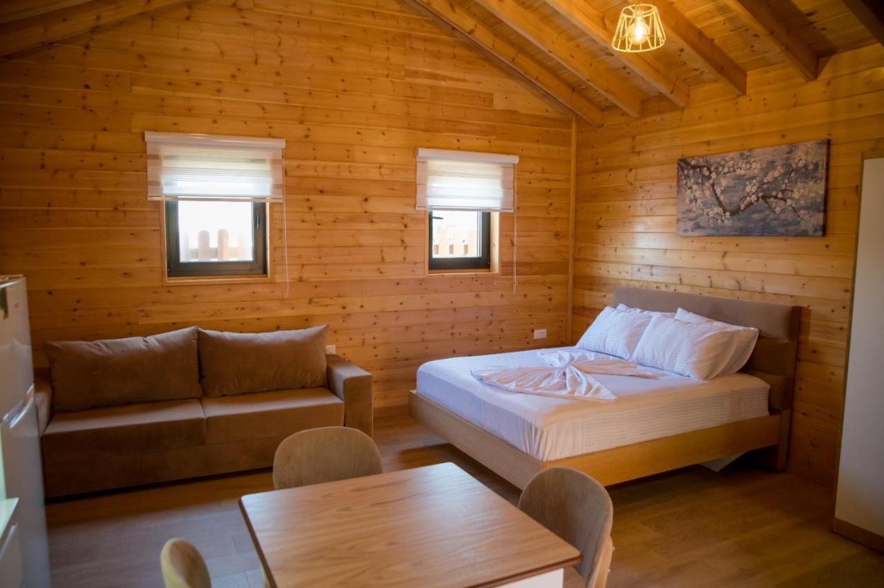 Hotel Bujtina Siar Pogradec Exteriér fotografie