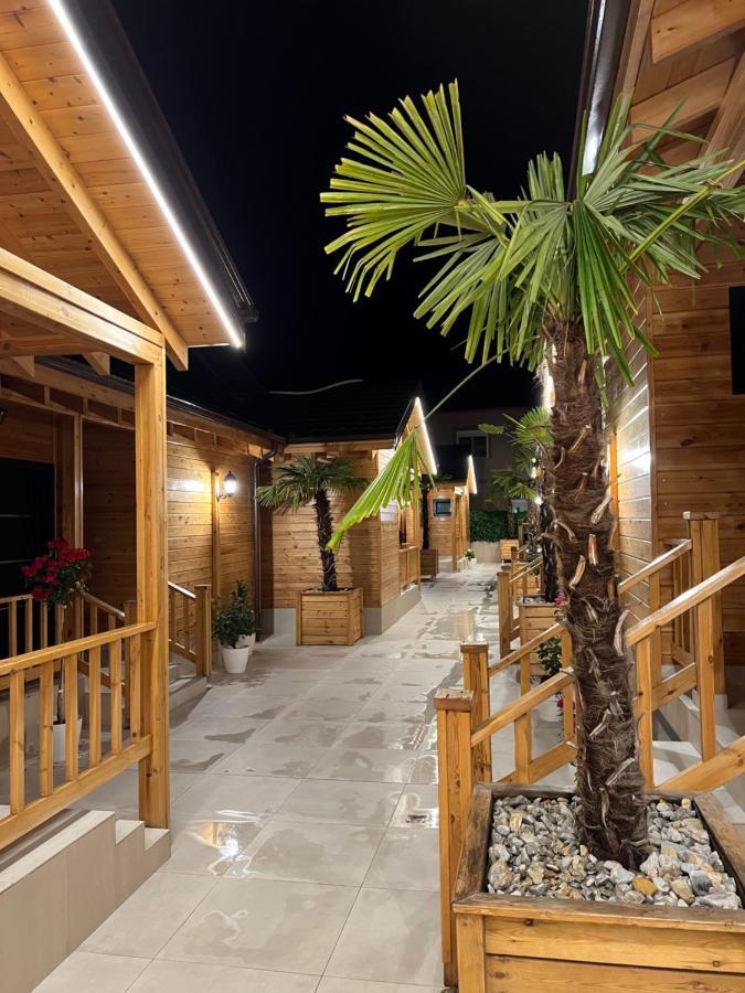 Hotel Bujtina Siar Pogradec Exteriér fotografie