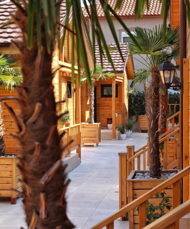 Hotel Bujtina Siar Pogradec Exteriér fotografie