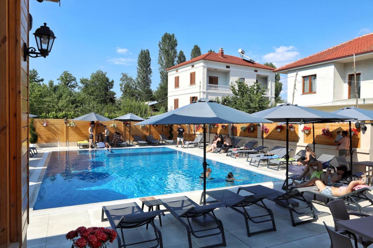 Hotel Bujtina Siar Pogradec Exteriér fotografie