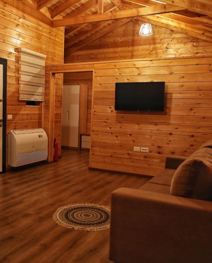 Hotel Bujtina Siar Pogradec Exteriér fotografie
